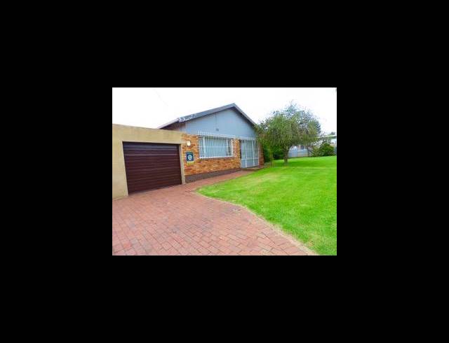 3 BEDROOM HOUSE FOR SALE IN PRIMROSE HILL